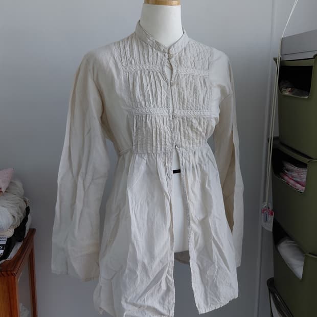 [빈티지] 빈티지 스타일 핀턱 롱 블라우스 모리걸