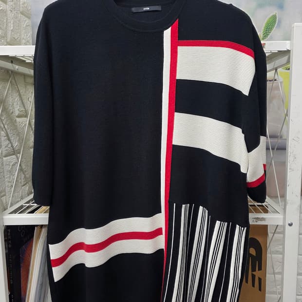 시스템옴므 남성 반팔니트 105 언발란스 스트라이프 니트반팔 MM52