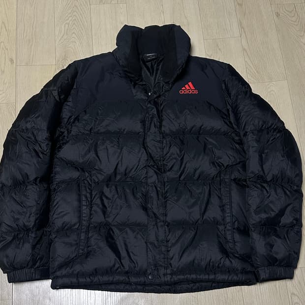 아디다스 블랙 패딩