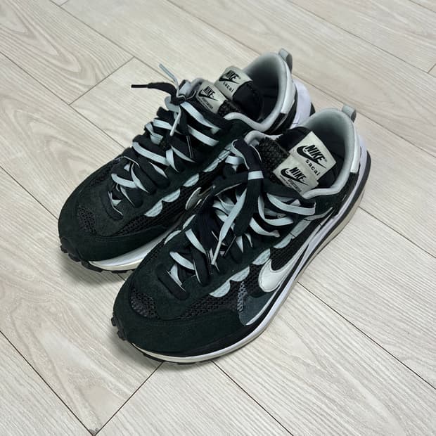 Nike x Sacai VaporWaffle Black White 270