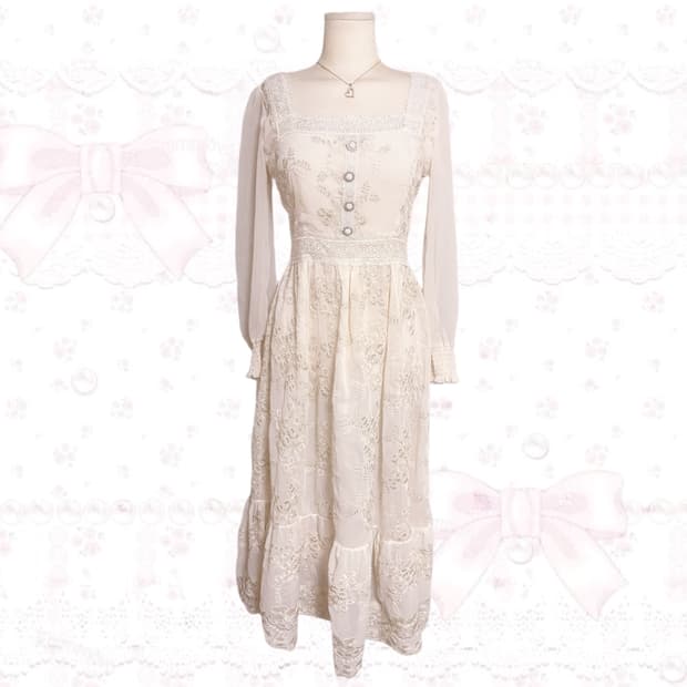 로판 영애 생화이트 플라워 패턴 골드 자수 포인트 스퀘어넥 프릴 원피스