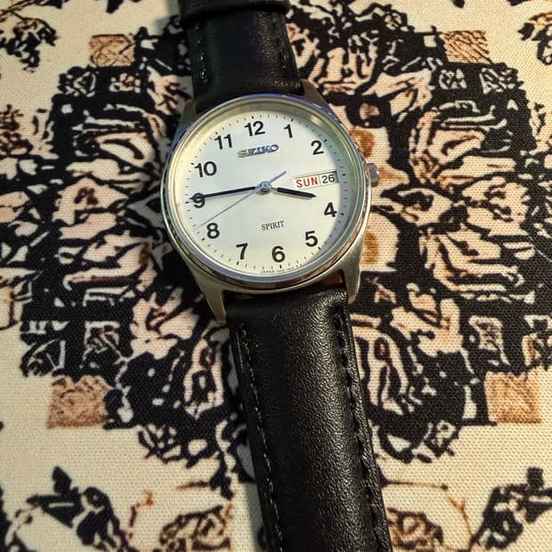 SEIKO 빈티지 쿼츠 시계