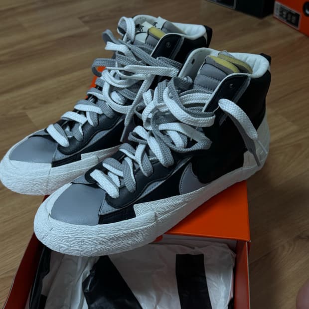 나이키 x 사카이 블레이저 미드 블랙 그레이 270
