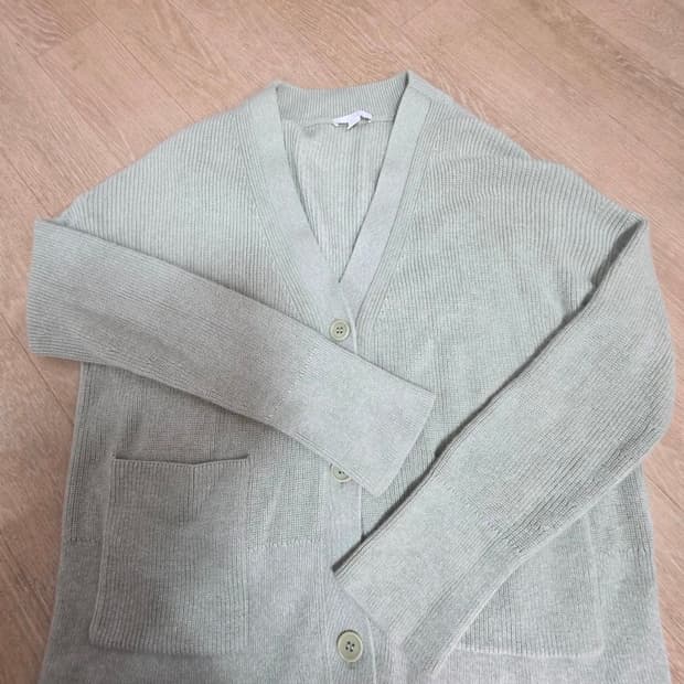 COS 코스 오버핏 브이넥 가디건