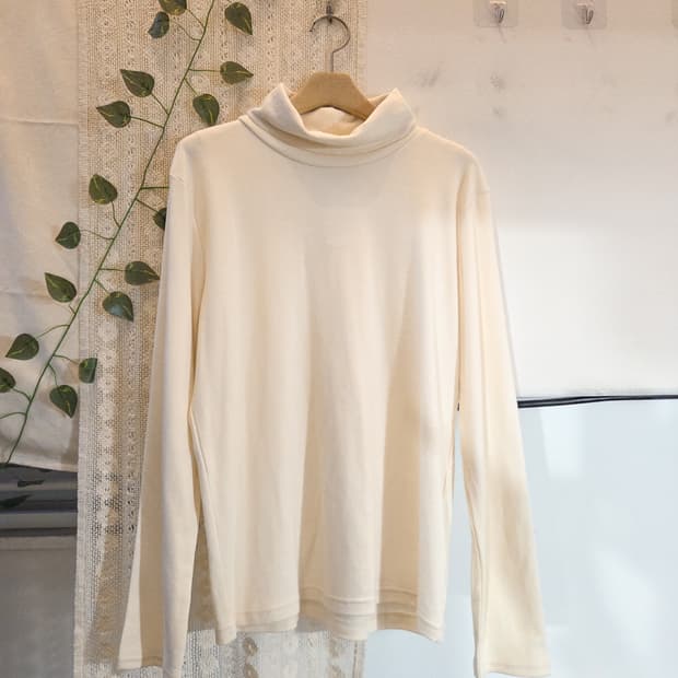 아이보리 목폴라 슬리브