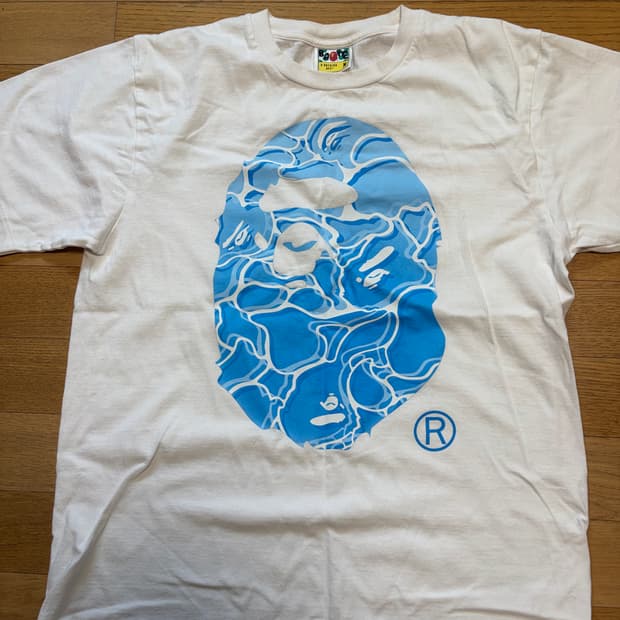 베이프 반팔티 m