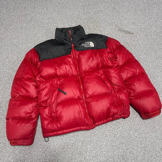 노스페이스 눕시 패딩 레드/블랙