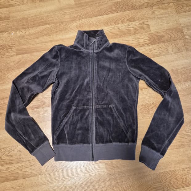 쥬시 꾸뛰르 벨벳 트레이닝복 세트 P