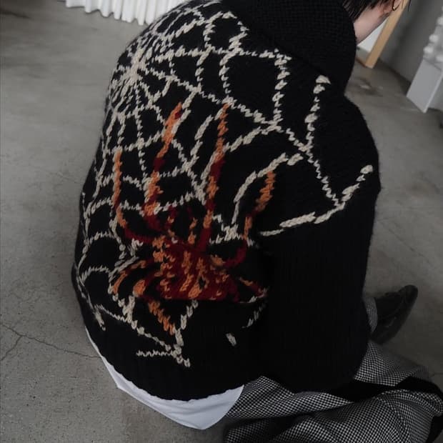 EVISU spider web cowichan 