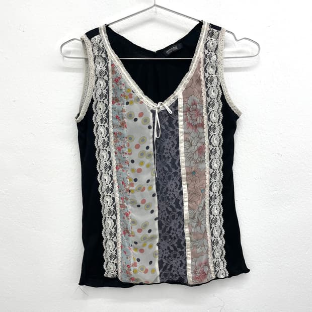 patchwork lace sleeveless