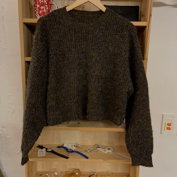 보카시 크롭 니트