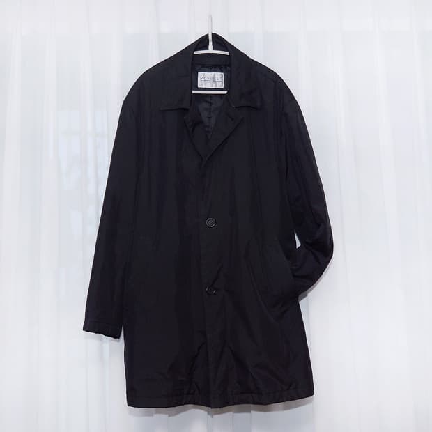 지방시 (GIVENCHY) 클래식 싱글 체스터 패딩 코트 (105+)