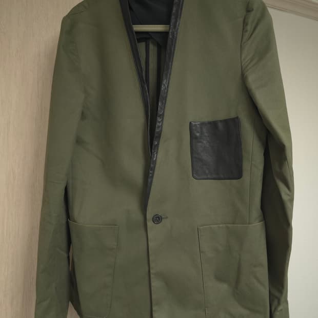 다미르도마 Damir Doma 카키 가죽 블레이저 다크웨어 고딕