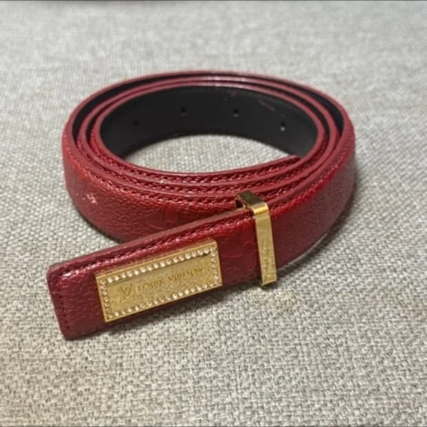 루이비통 레드 벨트