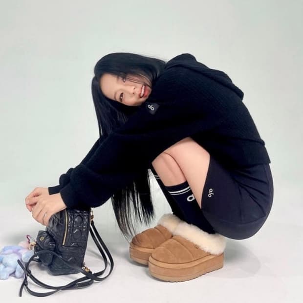 UGG 플랫폼 슬리퍼