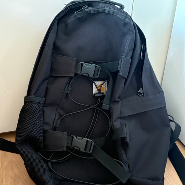 칼하트 킥플립 백팩 블랙