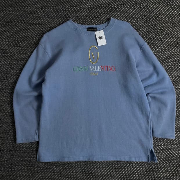 90s 지아니 발렌티노 빅로고 아카이브 맨투맨o 3285