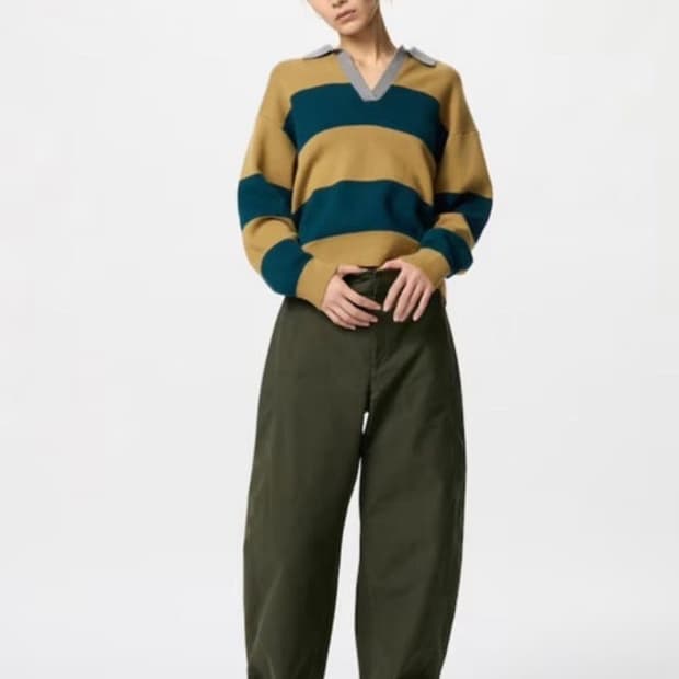 유니클로 저지배럴레그팬츠 카키