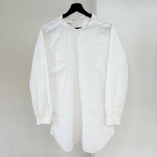 마르니 화이트 라운드넥 롱 셔츠 