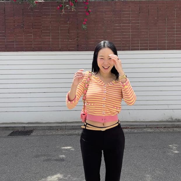 매니모어몽 블랙 카프리 팬츠(숏기장)새상품