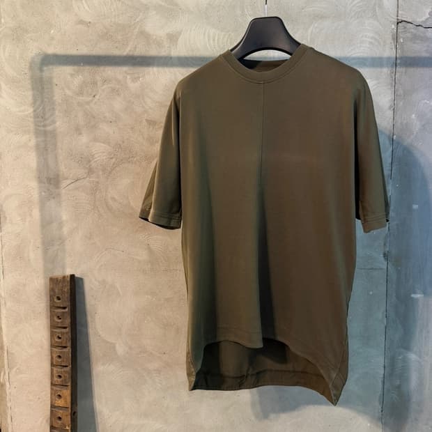 디젤 블랙골드 티셔츠 100