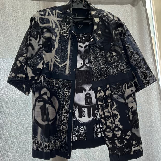 지방시 치토 패이즐리 셔츠