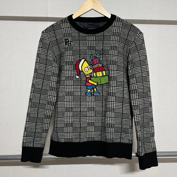 파리게이츠 바트 심슨 니트