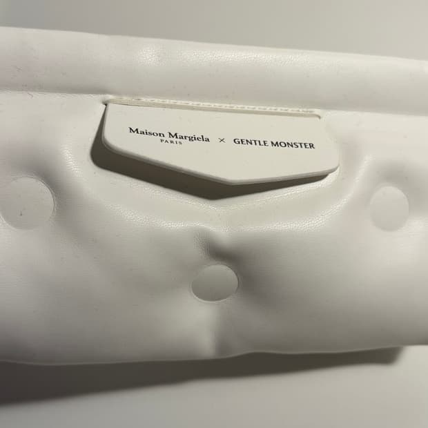 젠틀몬스터 x 마르지엘라 MM205 새상품