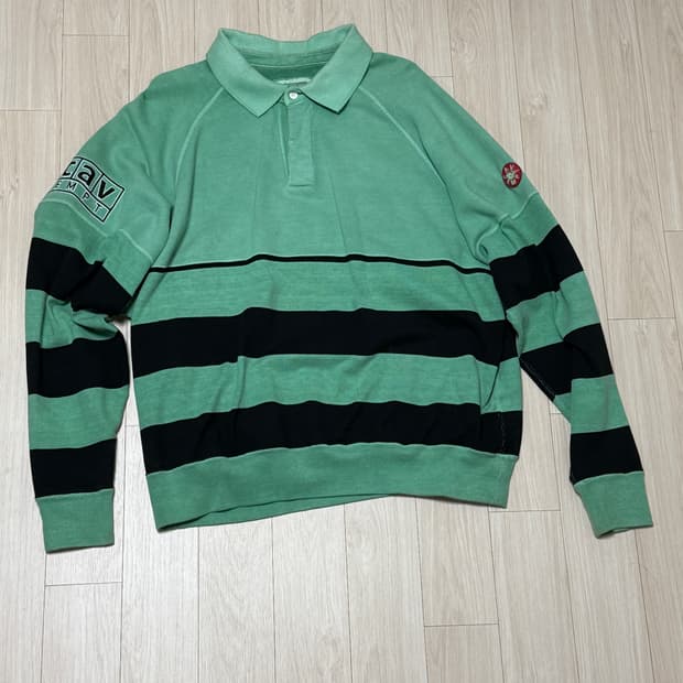 cav empt 카브엠트 카라 스트라이프 맨투맨 