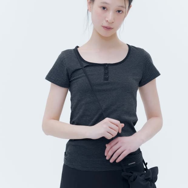 미세키서울 Striped henley neck short sleeves 