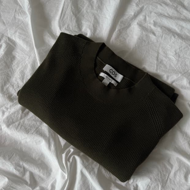 코스 모크넥 니트