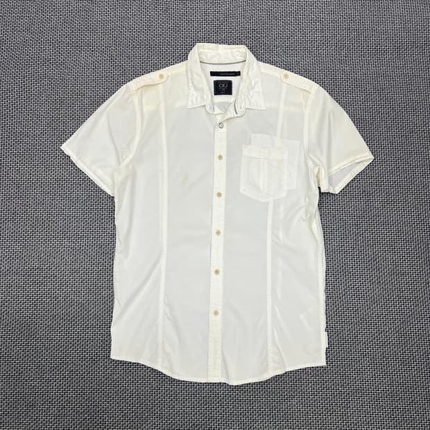 캘빈클라인 화이트 반팔셔츠