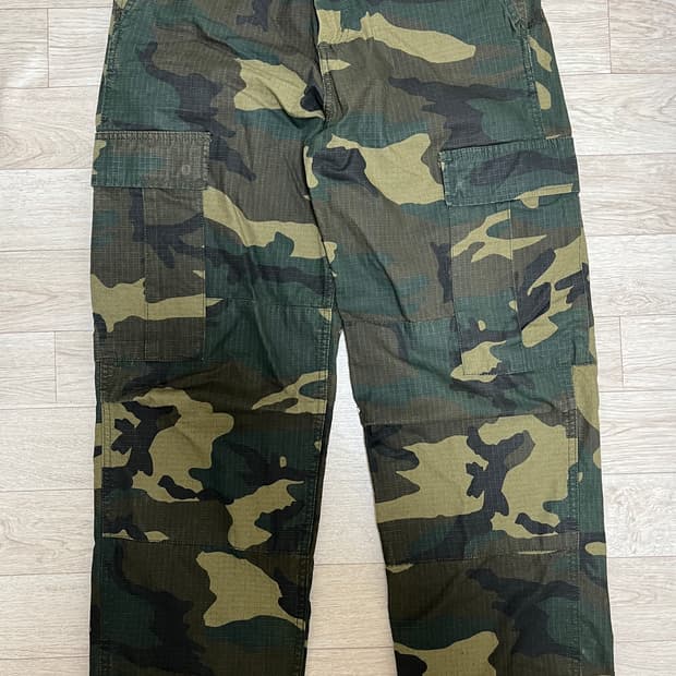 칼하트윕 립스탑 카모플라쥬 카고바지