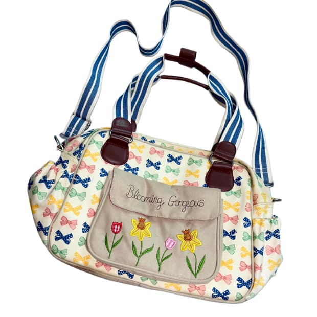 핑크 라이닝 리본 패턴 토트&크로스백 