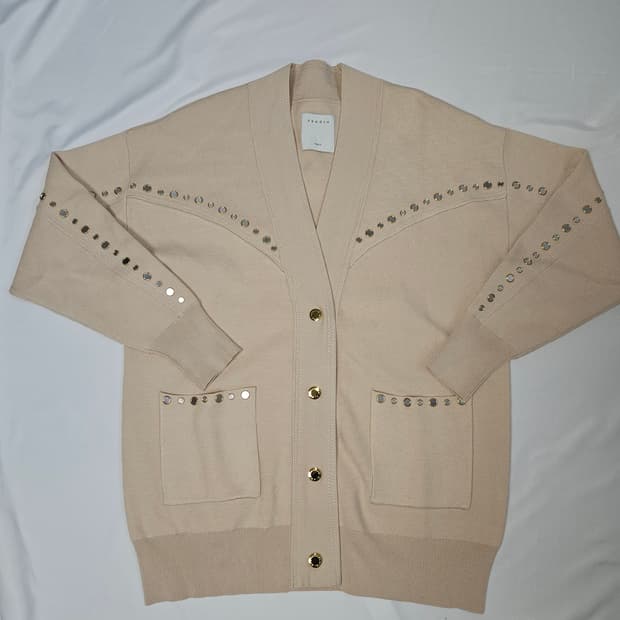 산드로 SANDRO 스터드트림 니트 가디건 1사이즈 (거의 새상품)