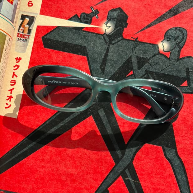 [데드스탁] 90s SOVER 볼드 오벌 선글라스 (made in ita