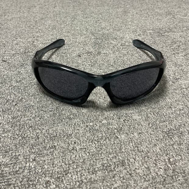 오클리 몬스터독 빈티지 선글라스