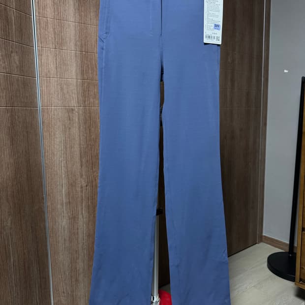 룰루레몬 바지 새제품