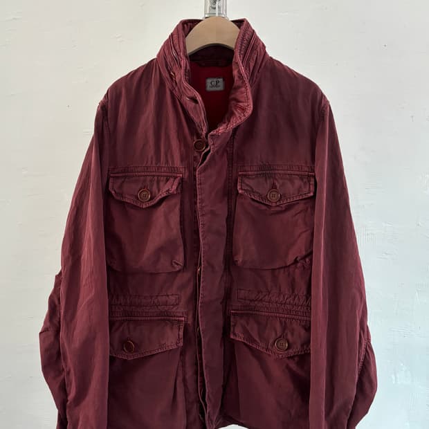 C.P. Company 씨피컴퍼니 버건디 컬러 멀티 포켓 후드 자켓
