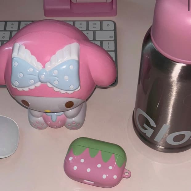 마페아 mafavarchive strawberry airpod case 