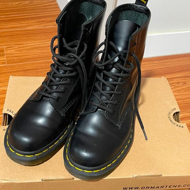 닥터마틴 1460 스무스 240