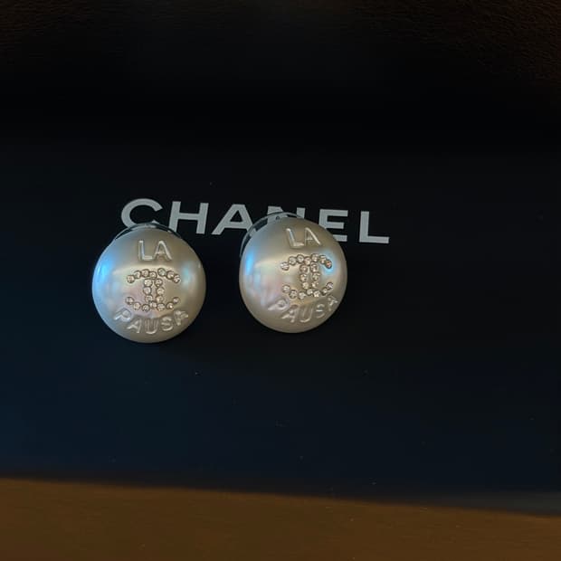 샤넬 업사이클링 CC로고 빈티지 진주 귀걸이
