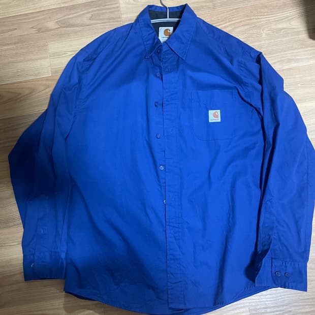 칼하트 블루 셔츠