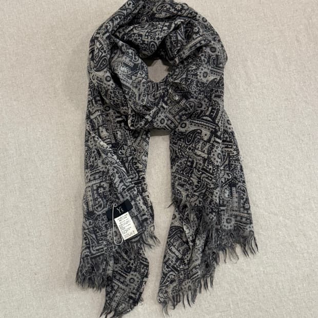 요지야마모토 울 믹스드 페이즐리 머플러