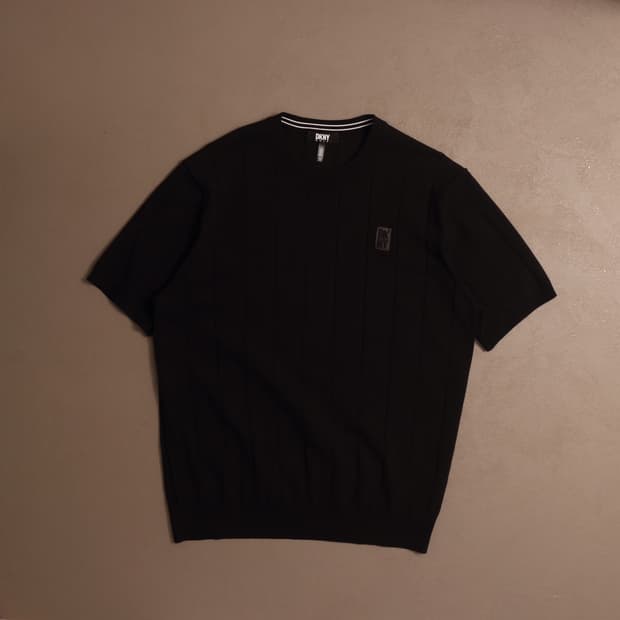 DKNY 로고 아크릴 반팔니트 A872