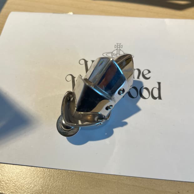 일본구매)비비안웨스트우드 아머링 xs사이즈