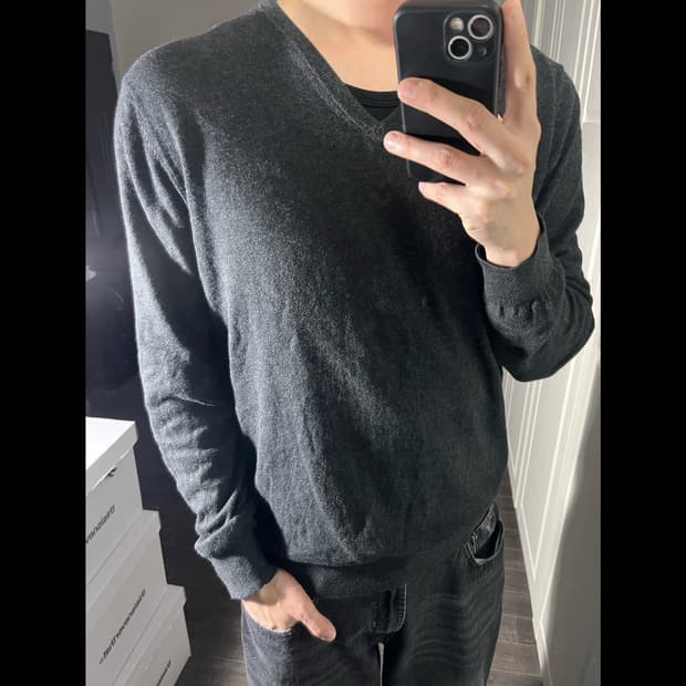 [100] UNIQLO 유니클로 캐시미어 블랜드 브이넥 니트