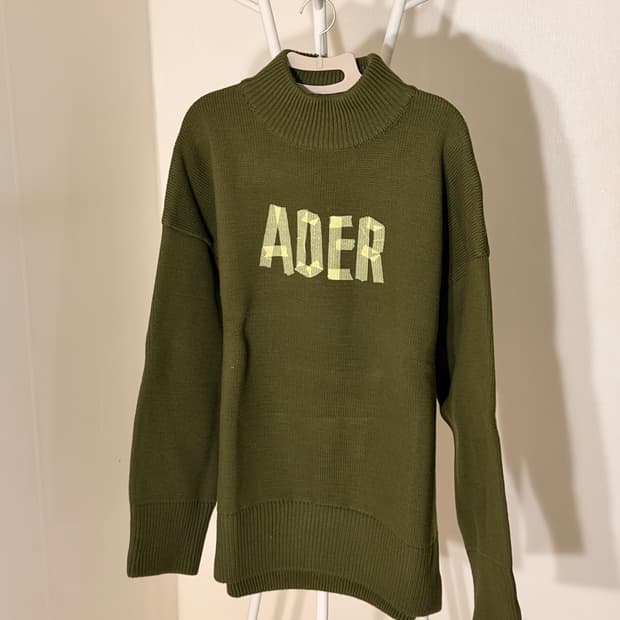 [A2] 아더에러 테이프 니트