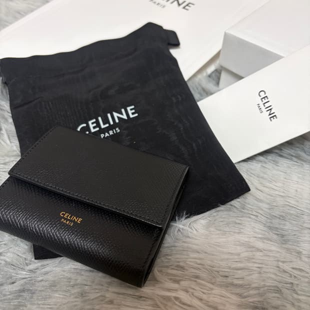 [풀구성S급] 셀린느 트라이폴드 카스프킨 반지갑 블랙