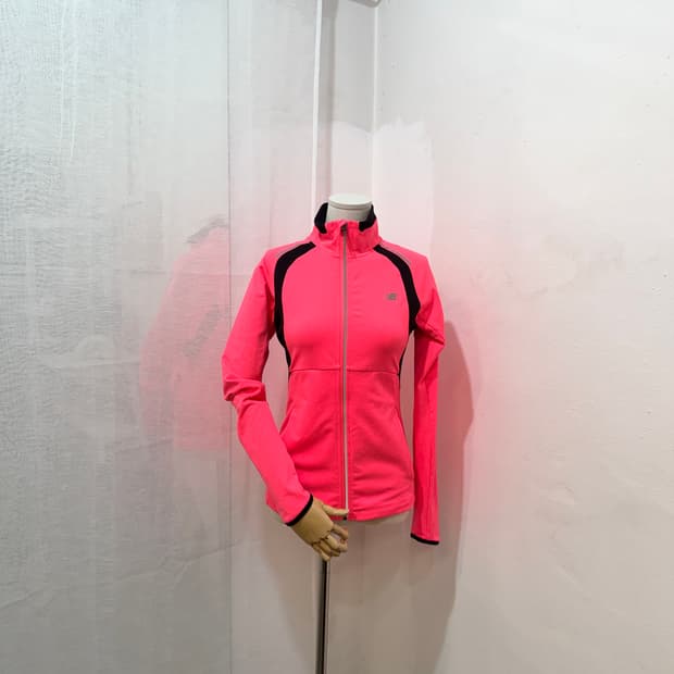 (85)뉴발란스 퀵드라이 핫핑크 집업 운동복 러닝복 4352